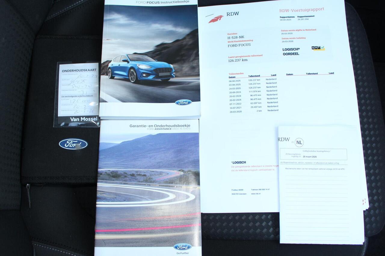 Ford FOCUS Wagon 1.0 EcoBoost 125pk Trend Edition Business Trekhaak, Dab carplay, parkdistance, 1e eigenaar.