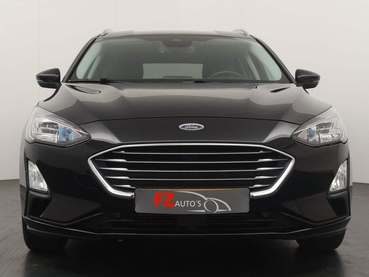 Ford FOCUS Wagon 1.0 EcoBoost Titanium X Business - Navigatie - Elektrische achterklep - Climate Control