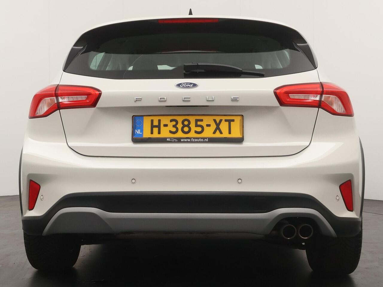 Ford FOCUS 1.0 EcoBoost Active Business - Navigatie - Keyless entry & Start - Climate Controle