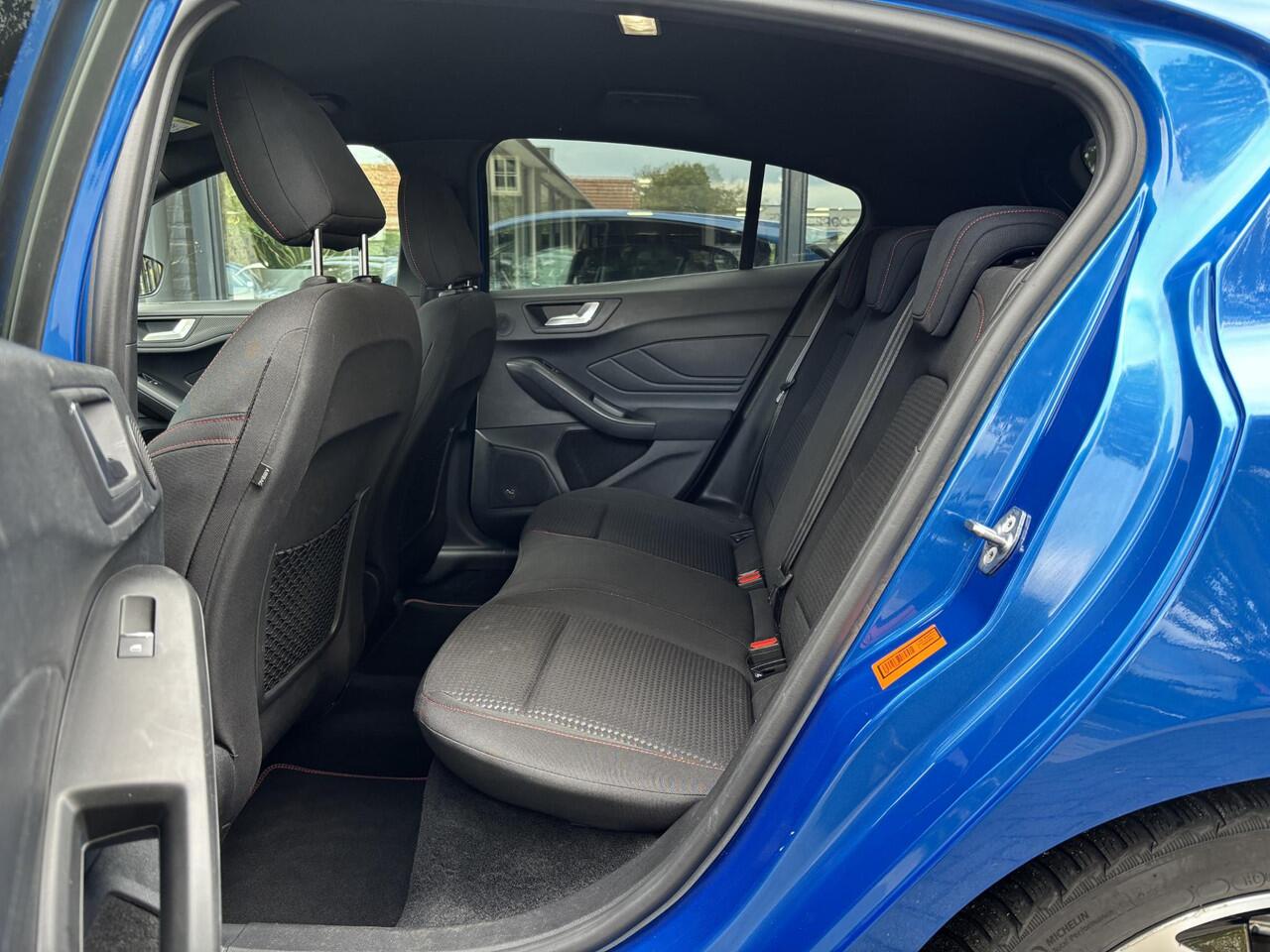 Ford FOCUS 1.0 EcoBoost ST Line Business