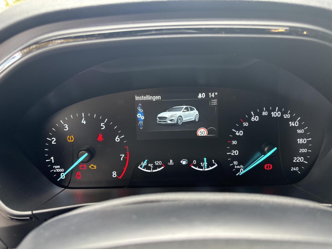 Ford FOCUS 1.0 EcoBoost ST Line Business