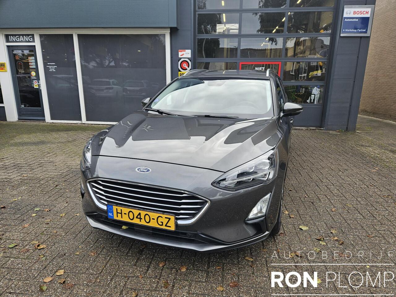 Ford FOCUS Wagon 1.0 EcoBoost Titanium Business / ADAP CRUISE/ NAVIGATIE/ APPLE CARPLAY/ LMV/ PDC/ CLIMA/ WINTERPACK/ CAMERA/ LED/ TREKHAAK