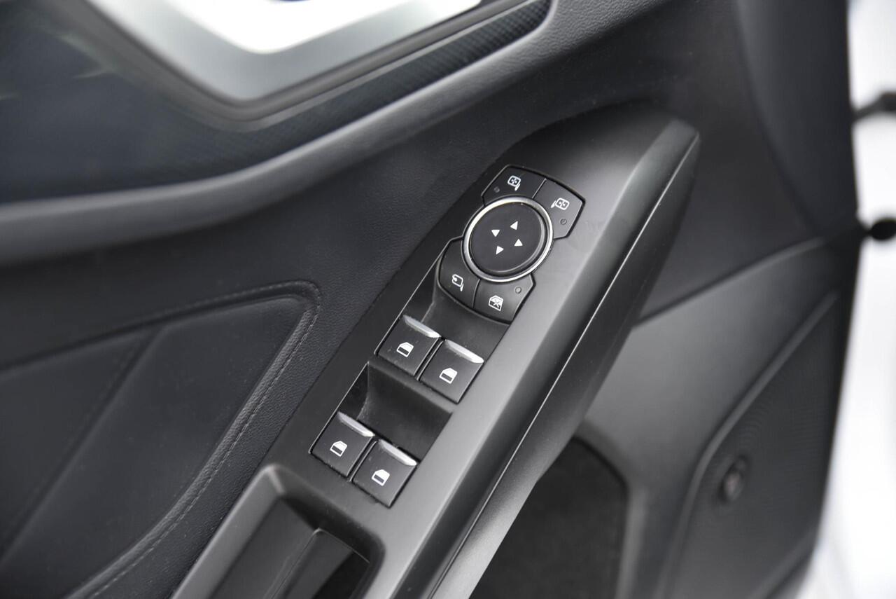 Ford FOCUS Wagon 1.5 EcoBoost ST Line Business