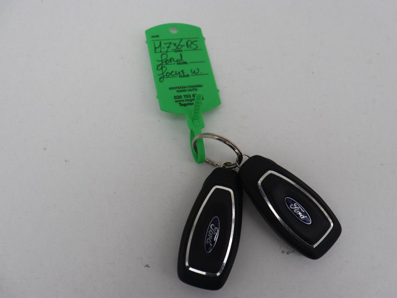 Ford FOCUS 1.5 EcoBoost Titanium | Trekhaak | Stoel & stuurverwarming | Camera | Carplay | Navigatie | Keyless | Full LED | Cruise control