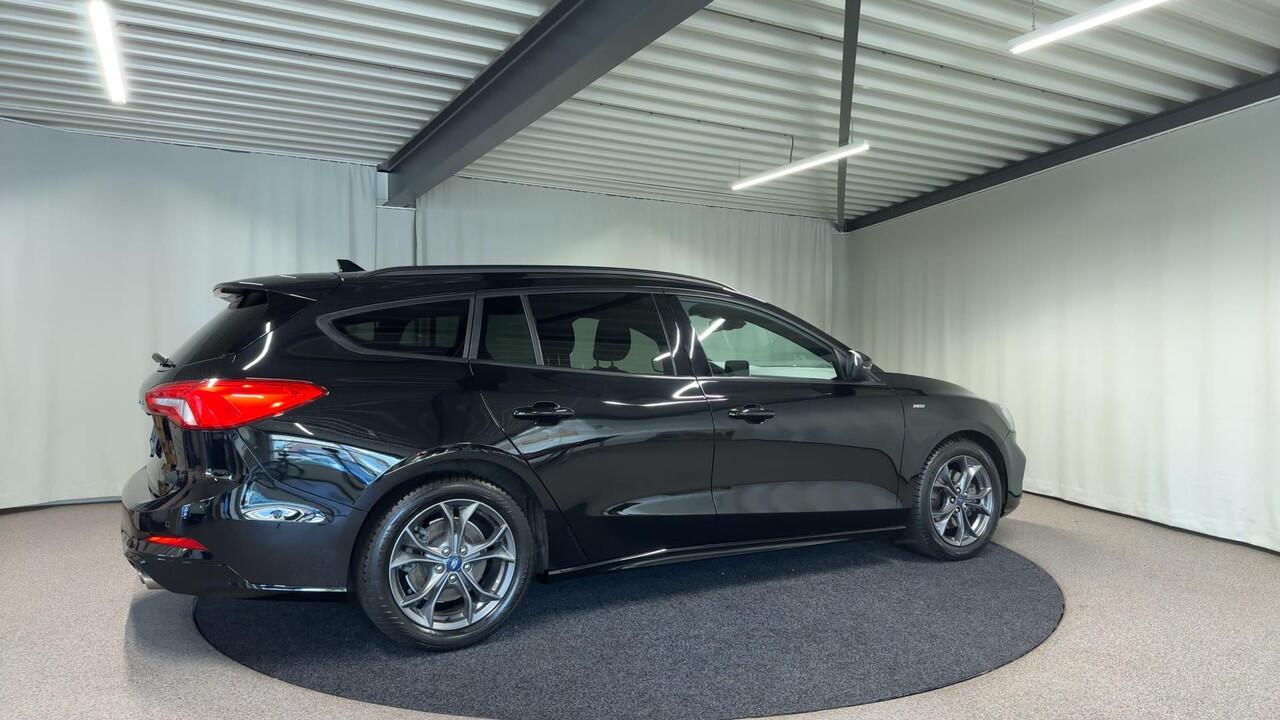 Ford FOCUS Wagon 1.5 EcoBoost ST Line X Business Automaat | Trekhaak | Navi