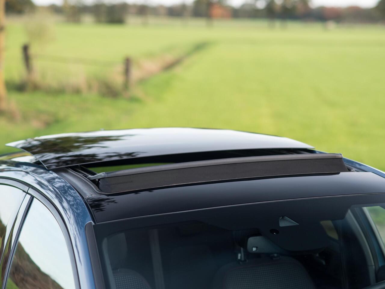 Ford FOCUS 1.5 EcoBoost ST Line Business Pano B&O ACC Keyless