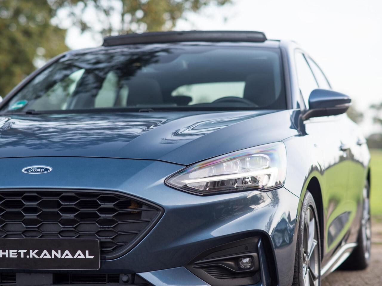 Ford FOCUS 1.5 EcoBoost ST Line Business Pano B&O ACC Keyless