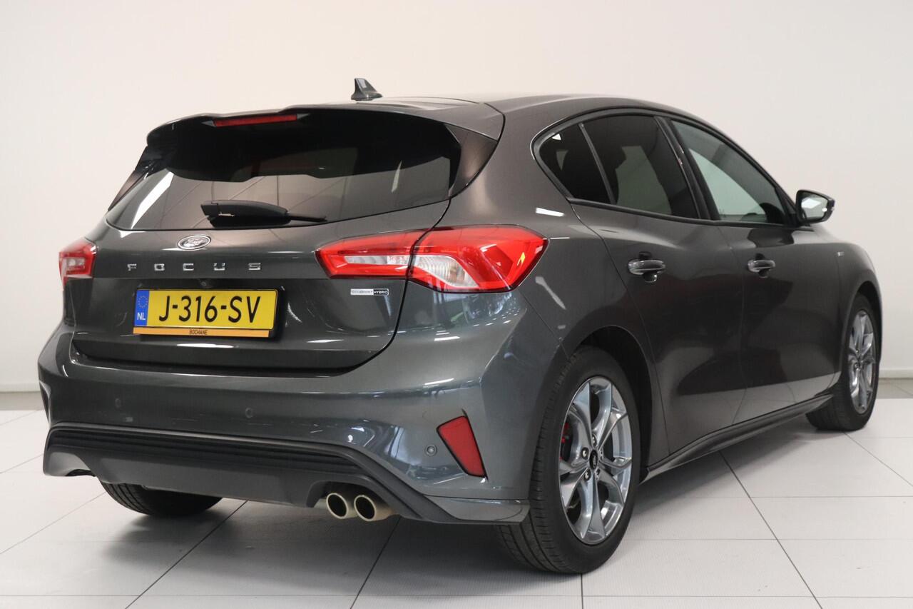 Ford FOCUS 1.0 EcoBoost Hybrid ST Line X Business | Camera | LED koplampen | Sportstoelen | Navigatie | Cruise control | Key-less | Smartphone intergratie |