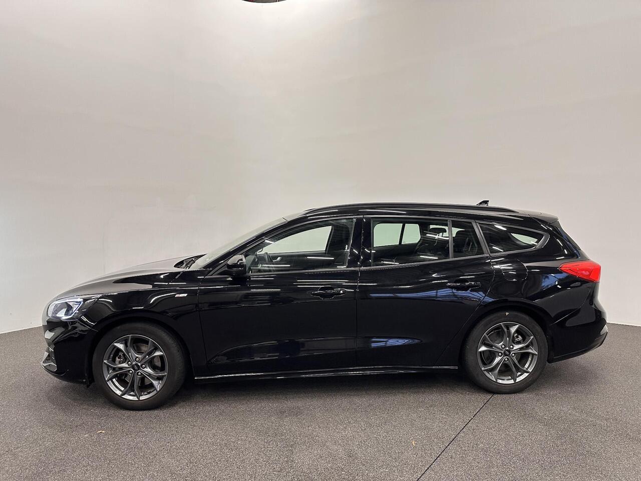 Ford FOCUS Wagon 1.0 EcoBoost 125pk Hybrid ST Line Navigatie Apple Carplay/Android Auto Camera Parkeersensoren Cruise Control Ledverlichting Climate Control Lichtmetalen velgen