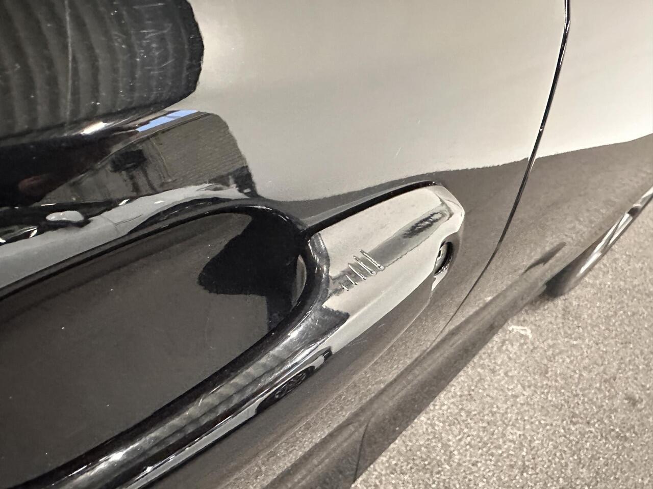 Ford FOCUS Wagon 1.0 EcoBoost 125pk Hybrid ST Line Navigatie Apple Carplay/Android Auto Camera Parkeersensoren Cruise Control Ledverlichting Climate Control Lichtmetalen velgen