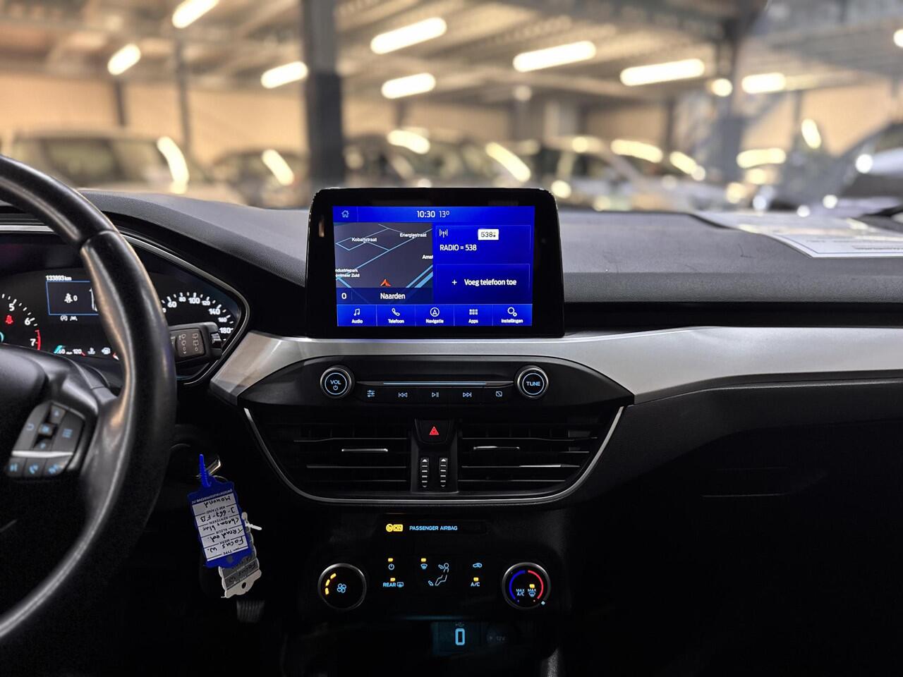 Ford FOCUS 100pk Trend Edition Business Navigatie Cruise Parkeersensoren Wagon Dealeronderhouden