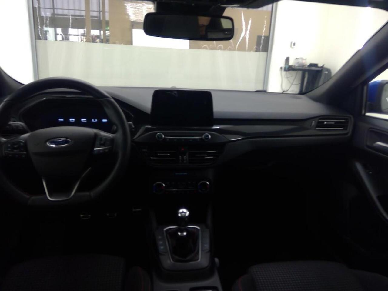 Ford FOCUS 155pk ST Line-X Panoramadak Camera Winter pack B&O Adap. Cruise 18" LM velgen Dealeronderhouden