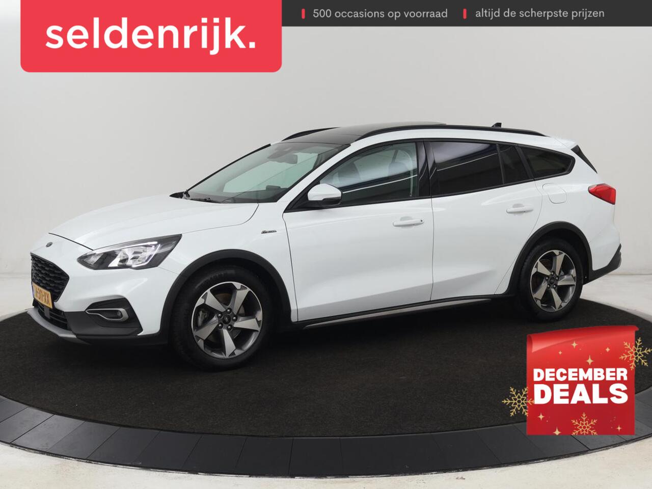 Ford FOCUS 1.0 EcoBoost Active | Panoramadak | Trekhaak | Stoel & stuurverwarming | B&O Sound | Carplay | Navigatie | Full LED | Keyless | Comfortstoelen | Climate control | Parkeerhulp