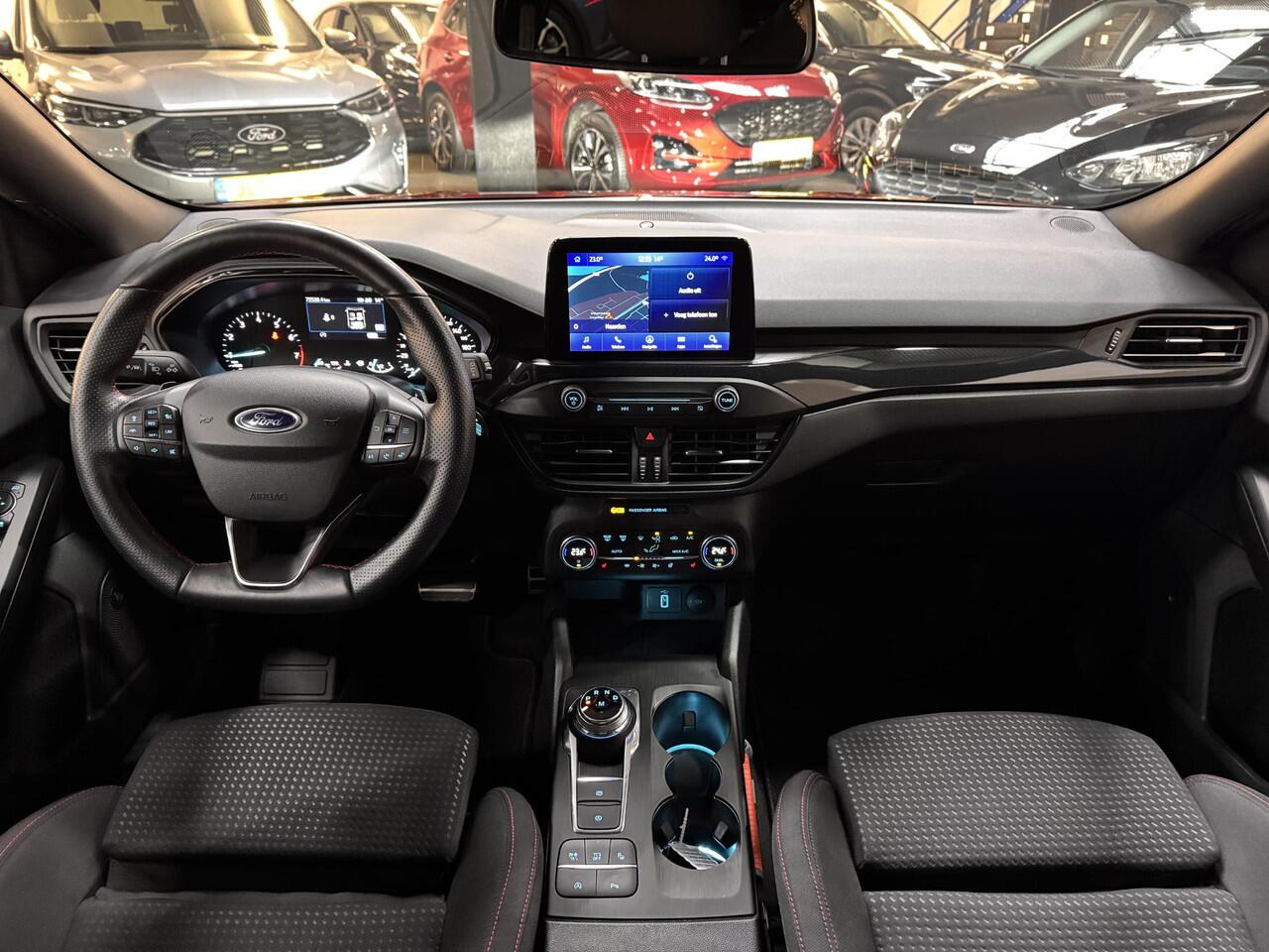 Ford FOCUS 150pk Automaat ST Line Full Options Camera Ad. Cruise Winter Parking Dodehoek pack AGR Stoel B&O 5drs