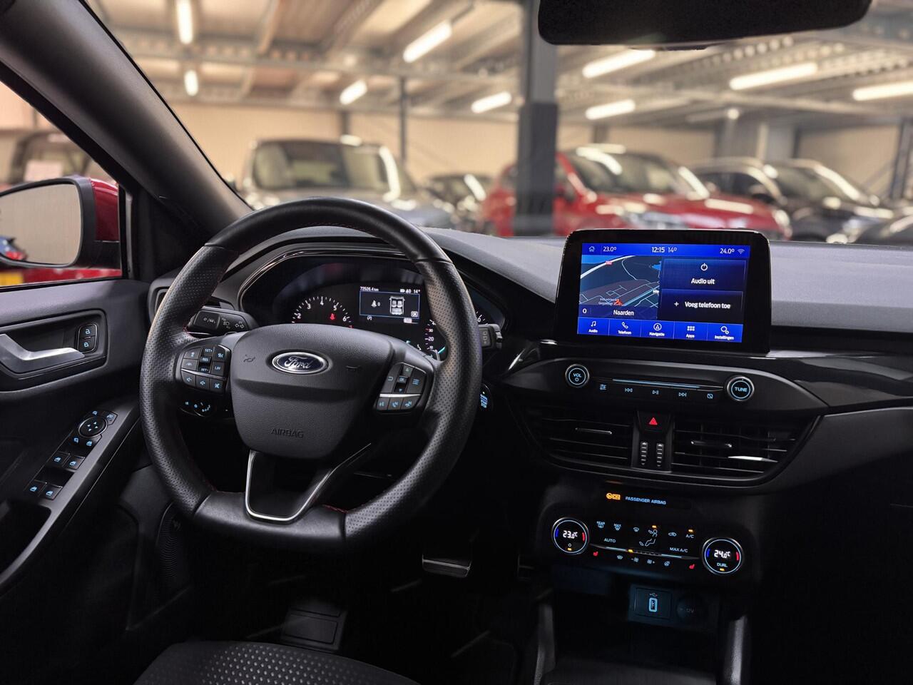 Ford FOCUS 150pk Automaat ST Line Full Options Camera Ad. Cruise Winter Parking Dodehoek pack AGR Stoel B&O 5drs