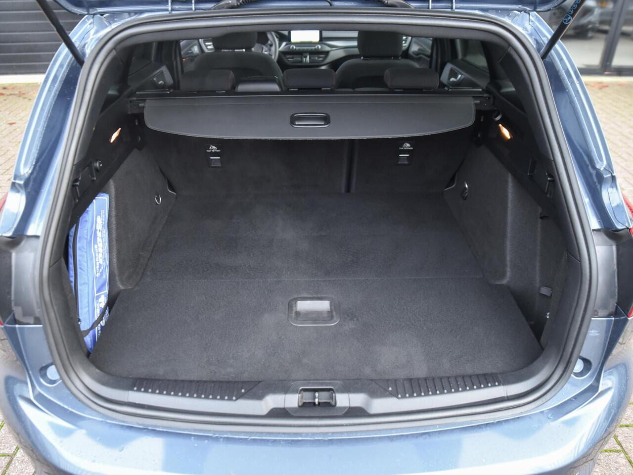 Ford FOCUS Wagon 1.5 EcoBoost ST Line X Business