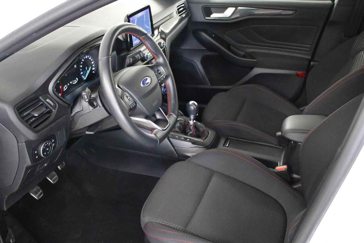 Ford FOCUS 1.0 EcoBoost ST Line Business Airco | Cruise | Carplay | Lichtmetaal | Org. NL.