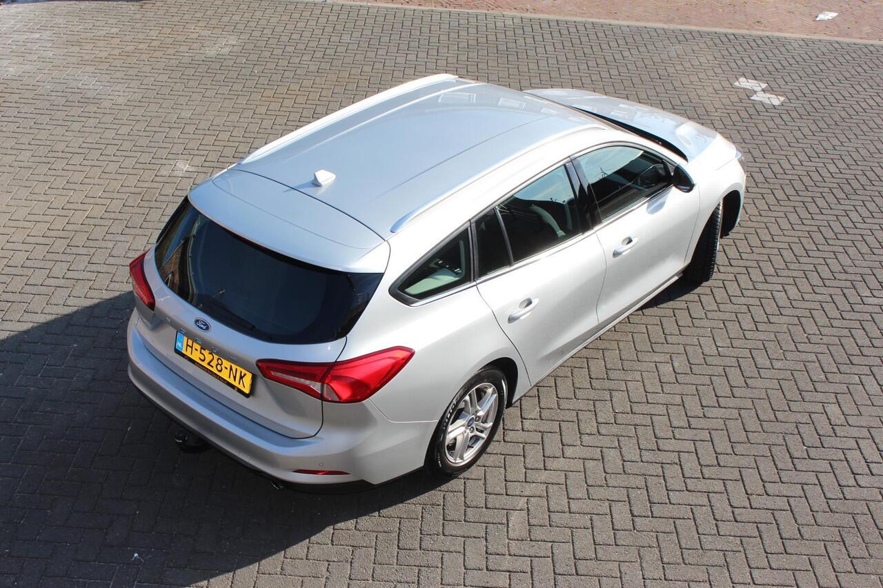 Ford FOCUS Wagon 1.0 EcoBoost 125pk Trend Edition Business Trekhaak, Dab carplay, parkdistance, 1e eigenaar.