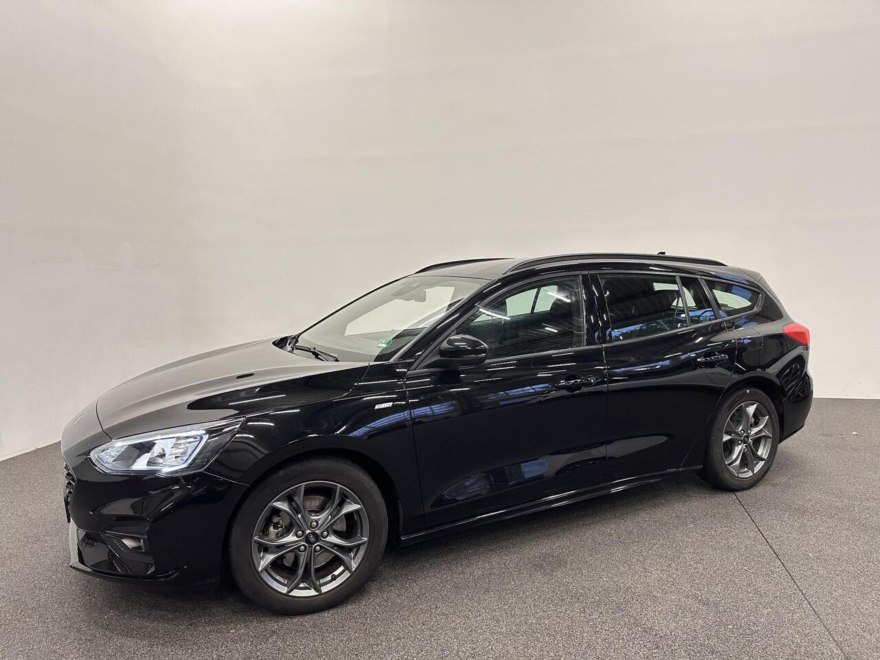 Ford FOCUS Wagon 1.0 EcoBoost 125pk Hybrid ST Line Navigatie Apple Carplay/Android Auto Camera Parkeersensoren Cruise Control Ledverlichting Climate Control Lichtmetalen velgen