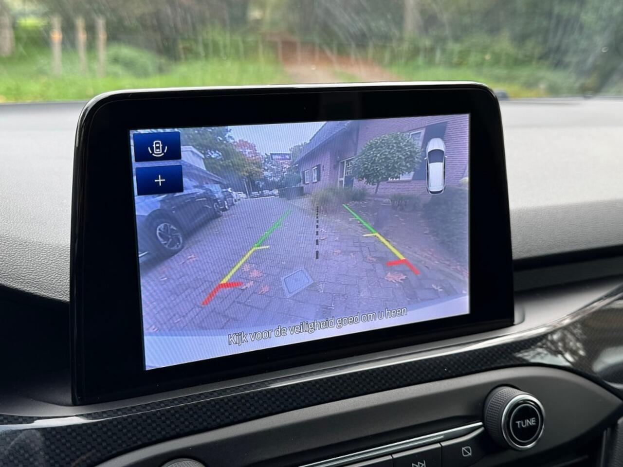 Ford FOCUS Wagon 1.0 125pk Hybrid ST Line Bns ecc,navigatie,lmv,carplay,led,dglas,pdc