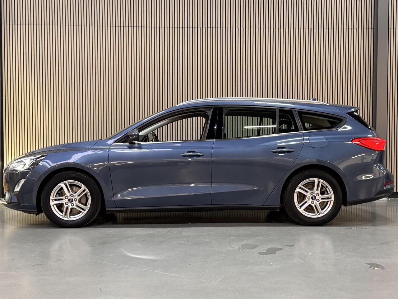 Ford FOCUS 1.0 EcoBoost Edition Business Navigatie Cruise Parkeersensoren Wagon Dealeronderhouden