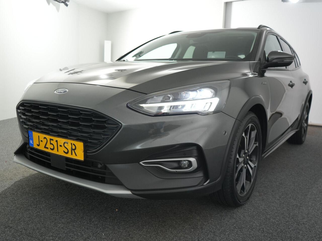 Ford FOCUS Wagon 1.0 EcoBoost Hybrid Active Business | Full Led | Camera | Carplay | HUD |