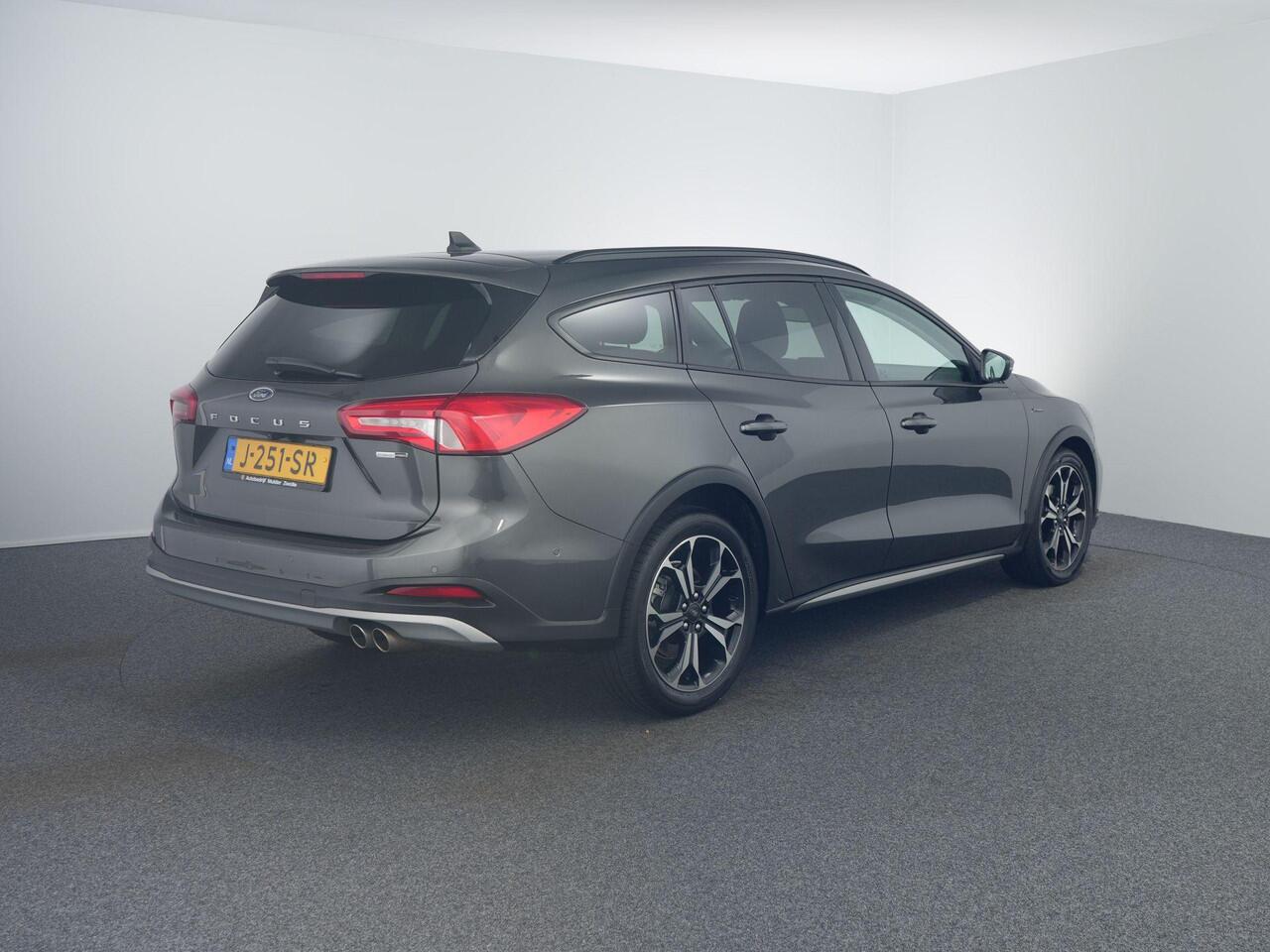 Ford FOCUS Wagon 1.0 EcoBoost Hybrid Active Business | Full Led | Camera | Carplay | HUD |