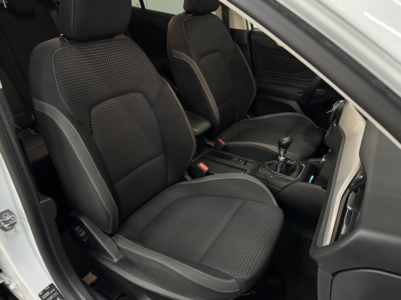 Ford FOCUS Wagon 1.0 EcoBoost Edition Business LED NAVI PDC TREKHAAK LMV