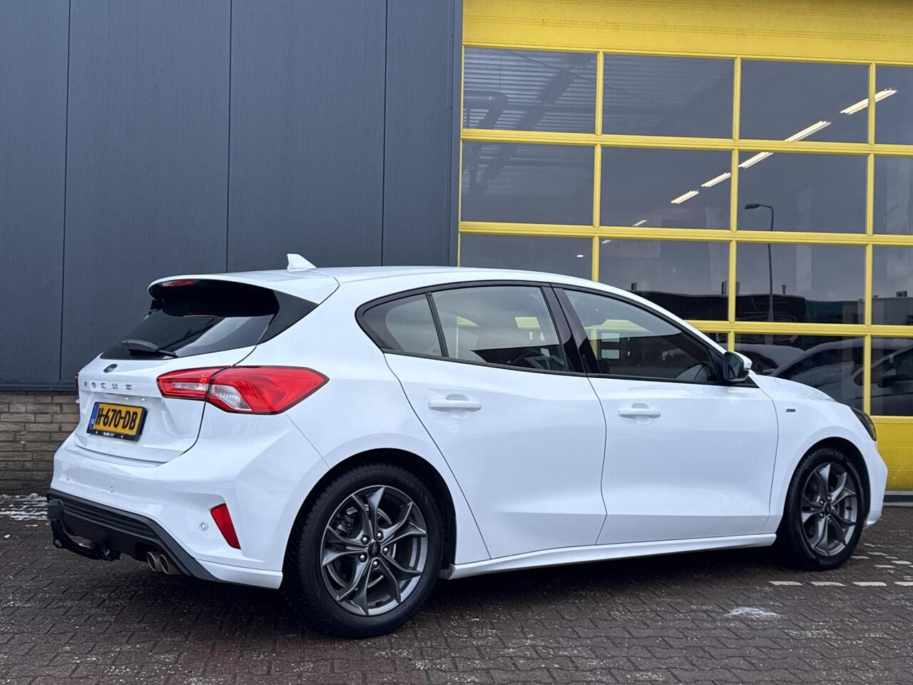 Ford FOCUS 1.5 EcoBoost ST Line Business Prijs Incl 12 maanden BOVAG garantie