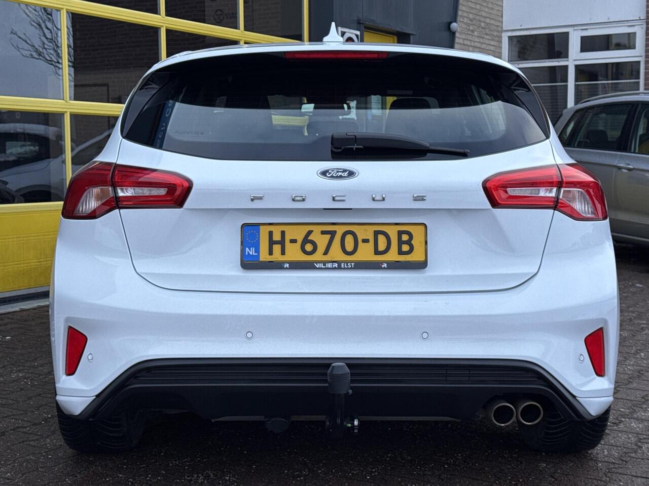 Ford FOCUS 1.5 EcoBoost ST Line Business Prijs Incl 12 maanden BOVAG garantie