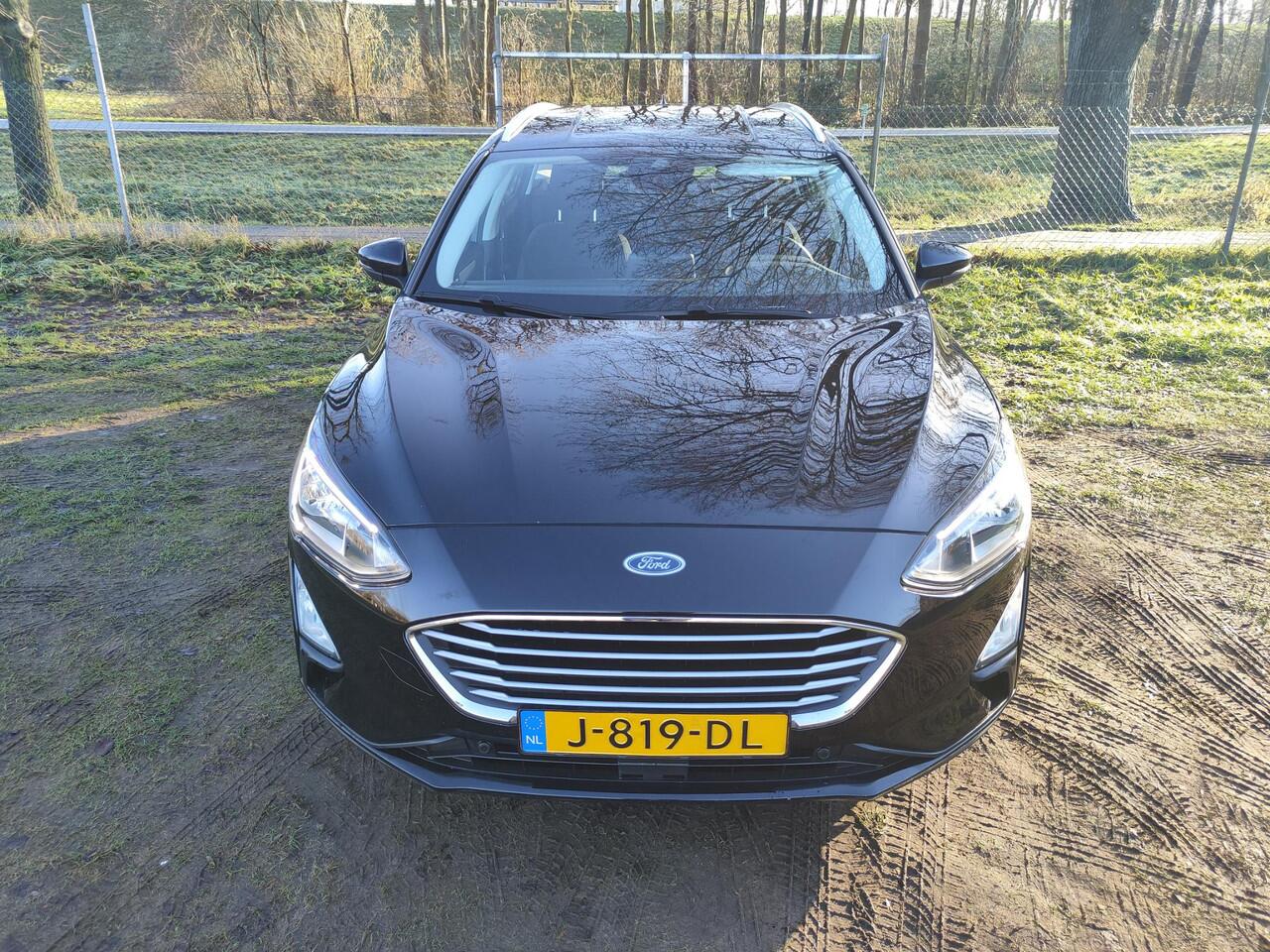 Ford FOCUS Wagon 1.0 EB Edition Business | AIRCO | NAVIGATIE | CRUISE CONTROL | PARKEERSENSOREN |