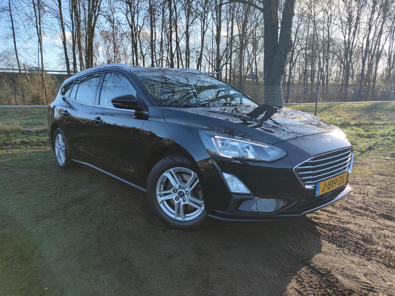 Ford FOCUS Wagon 1.0 EB Edition Business | AIRCO | NAVIGATIE | CRUISE CONTROL | PARKEERSENSOREN |