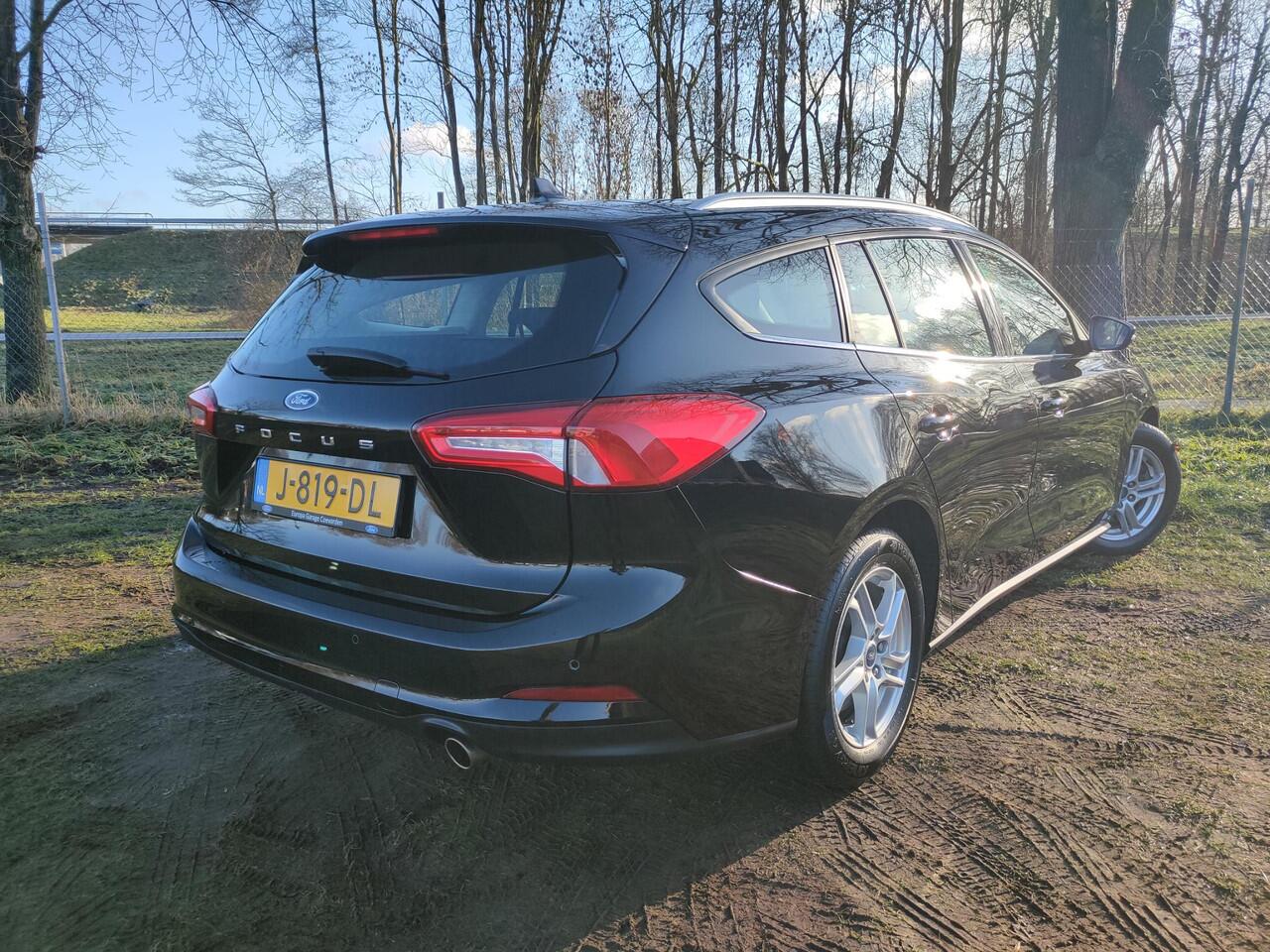 Ford FOCUS Wagon 1.0 EB Edition Business | AIRCO | NAVIGATIE | CRUISE CONTROL | PARKEERSENSOREN |