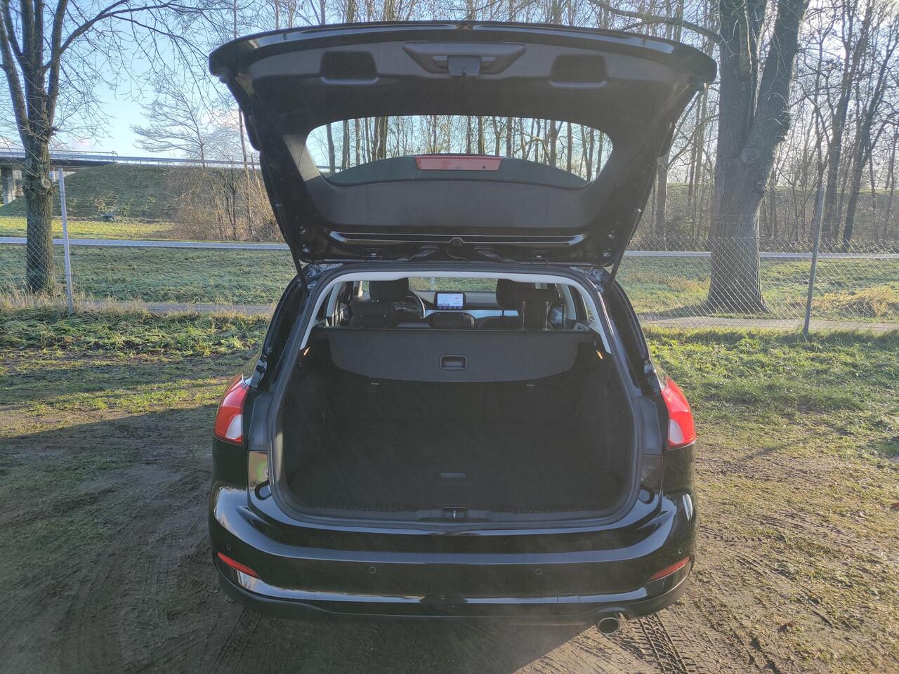 Ford FOCUS Wagon 1.0 EB Edition Business | AIRCO | NAVIGATIE | CRUISE CONTROL | PARKEERSENSOREN |