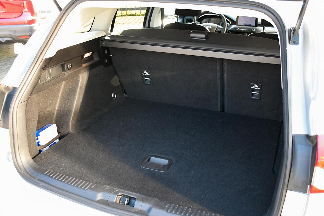 Ford FOCUS Wagon 1.0 EcoBoost Titanium Business 1 EIGENAAR