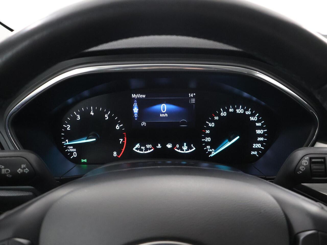 Ford FOCUS Wagon 1.0 EcoBoost Titanium Business | Winterpakket | Navigatie | Cruise Control | Climate Control | Parkeersensoren |