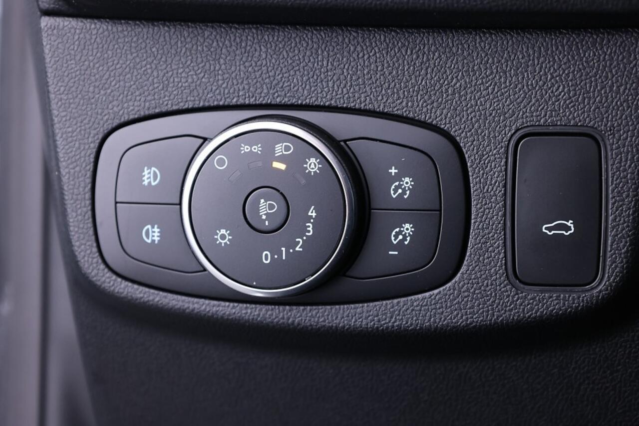 Ford FOCUS Wagon 1.0 EcoBoost Hybrid Titanium X Business ? 1e Eigenaar