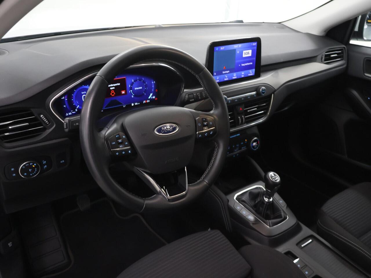 Ford FOCUS Wagon 1.0 EcoBoost Hybrid Titanium X Business | Trekhaak | AGR Stoelen | Parkeercamera | Climate Control | Cruise Control |