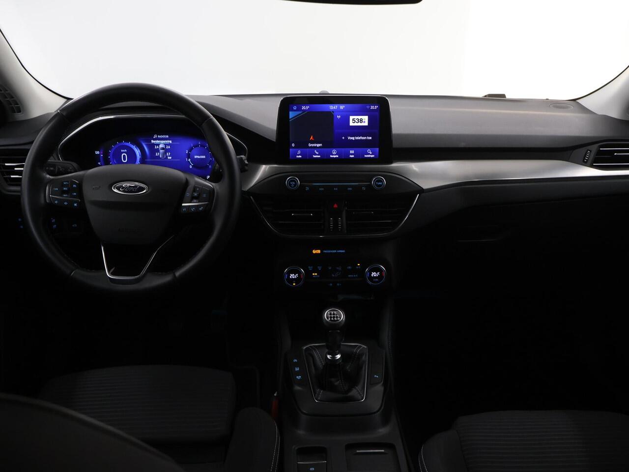 Ford FOCUS Wagon 1.0 EcoBoost Hybrid Titanium X Business | Trekhaak | AGR Stoelen | Parkeercamera | Climate Control | Cruise Control |