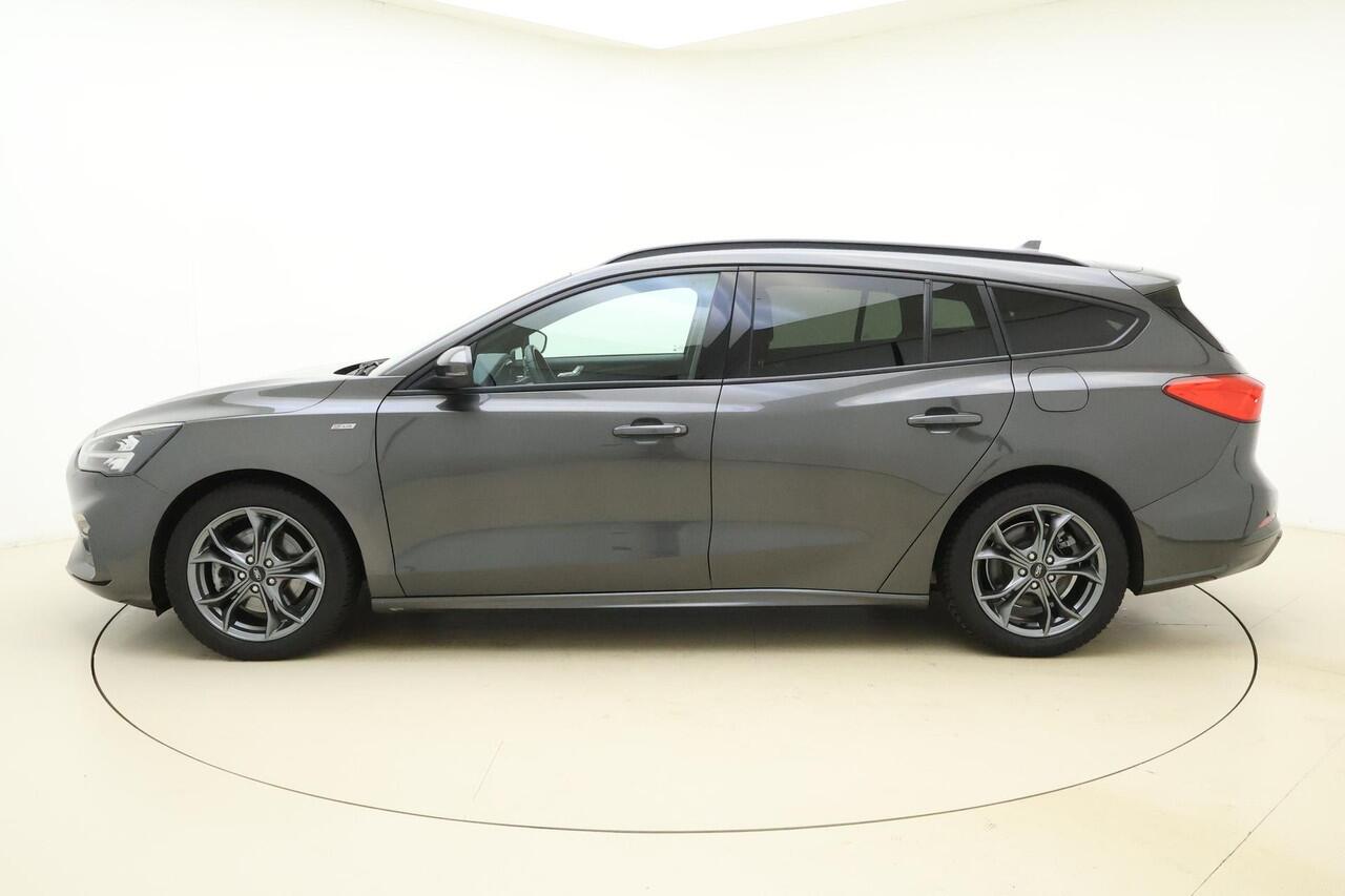 Ford FOCUS Wagon 1.0 EcoBoost Hybrid ST Line Business | 125PK | Trekhaak | Winterpack | Head Up Display | Climate Control | LED Verlichting | Camera | Navigatie | Parkeersensoren voor & achter