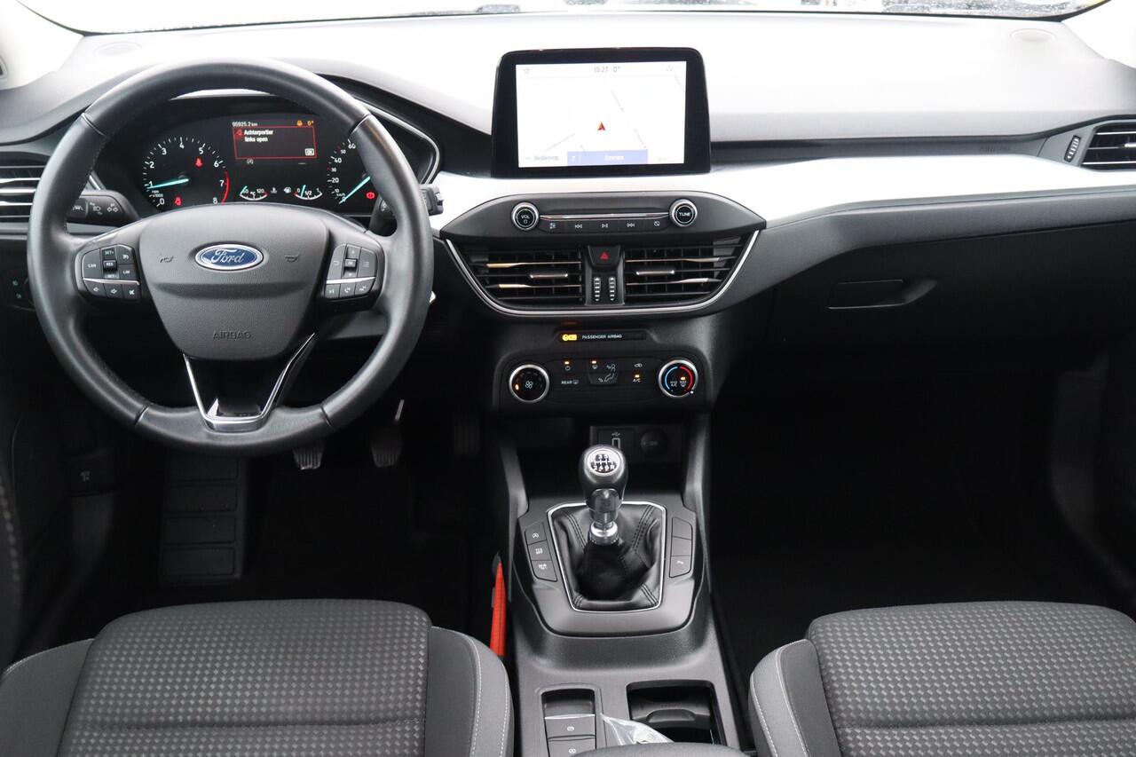 Ford FOCUS Wagon 1.0 EcoBoost Hybrid Trend Edition Business Navigatie, Camera, Cruise control, Apple Carplay, Lane Control