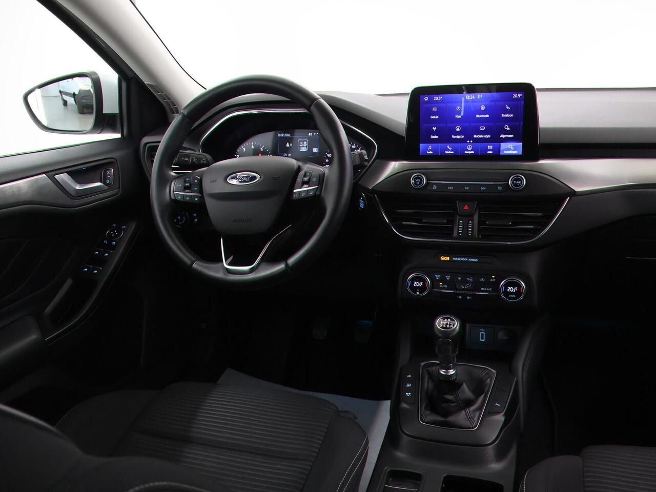 Ford FOCUS 1.0 EcoBoost Titanium Business | Navigatie | Climate Control | Cruise Control | Parkeersensoren |