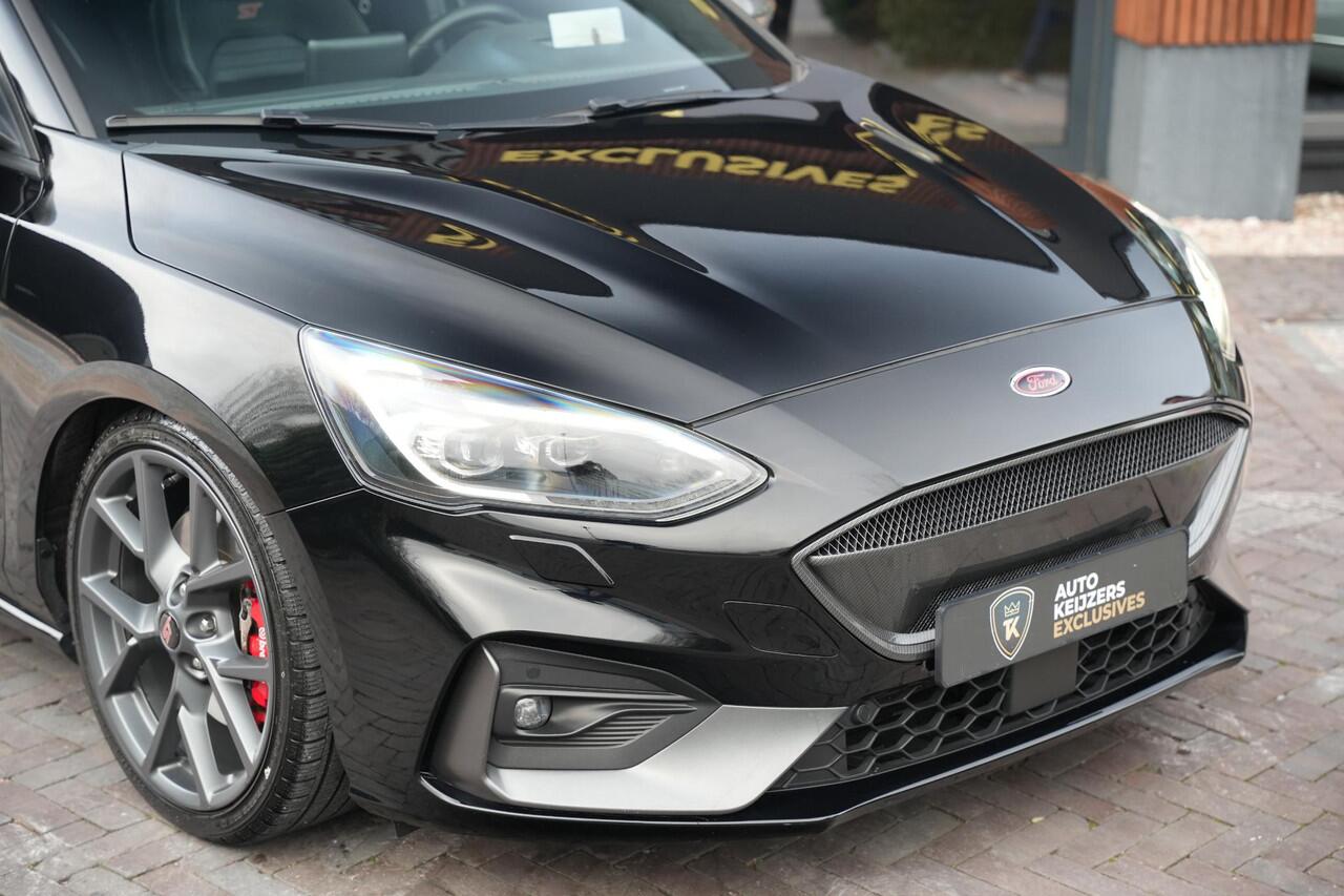 Ford FOCUS 2.3 EcoBoost ST-X Panoramadak Milltek LED B&O Headup Stuurverw.