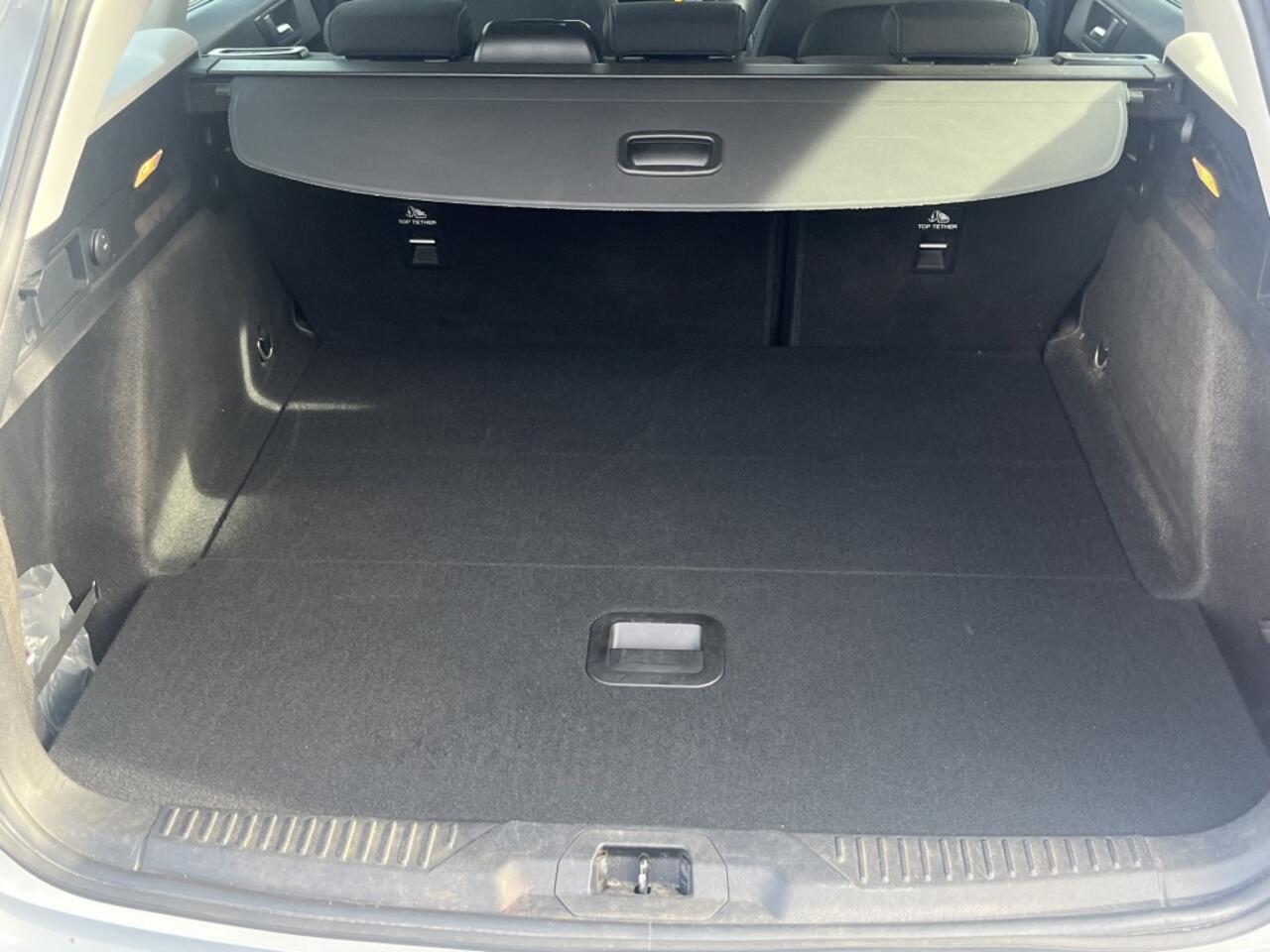 Ford FOCUS Wagon 1.0 EcoB. Active Bns COMFORT PACK! WINTERPACK! PARKINGPACK!