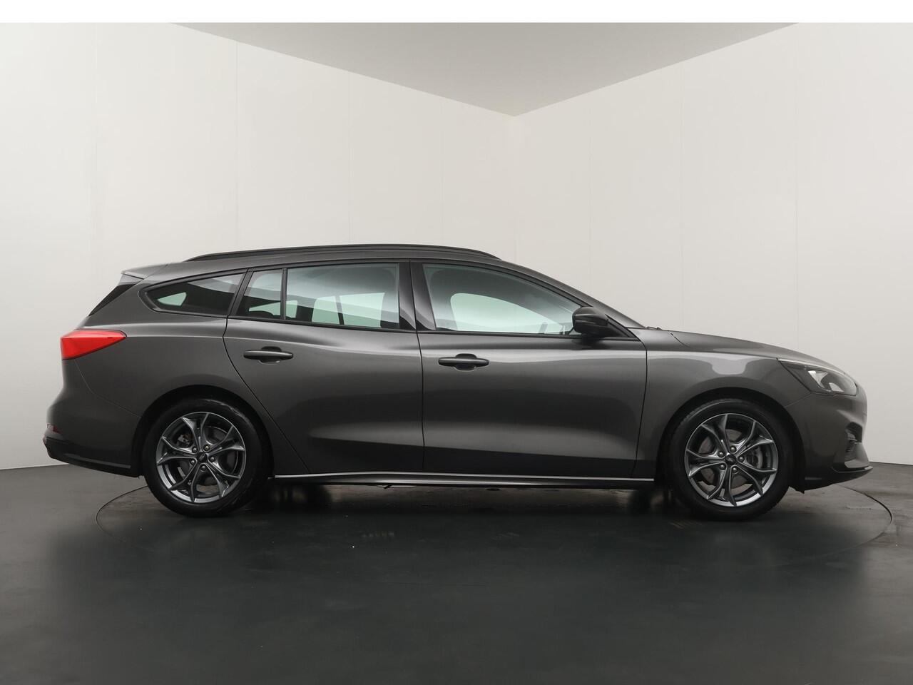 Ford FOCUS Wagon 1.0 EcoBoost Hybrid ST Line Business - Navigatie - Climate Controle - Keyless entry