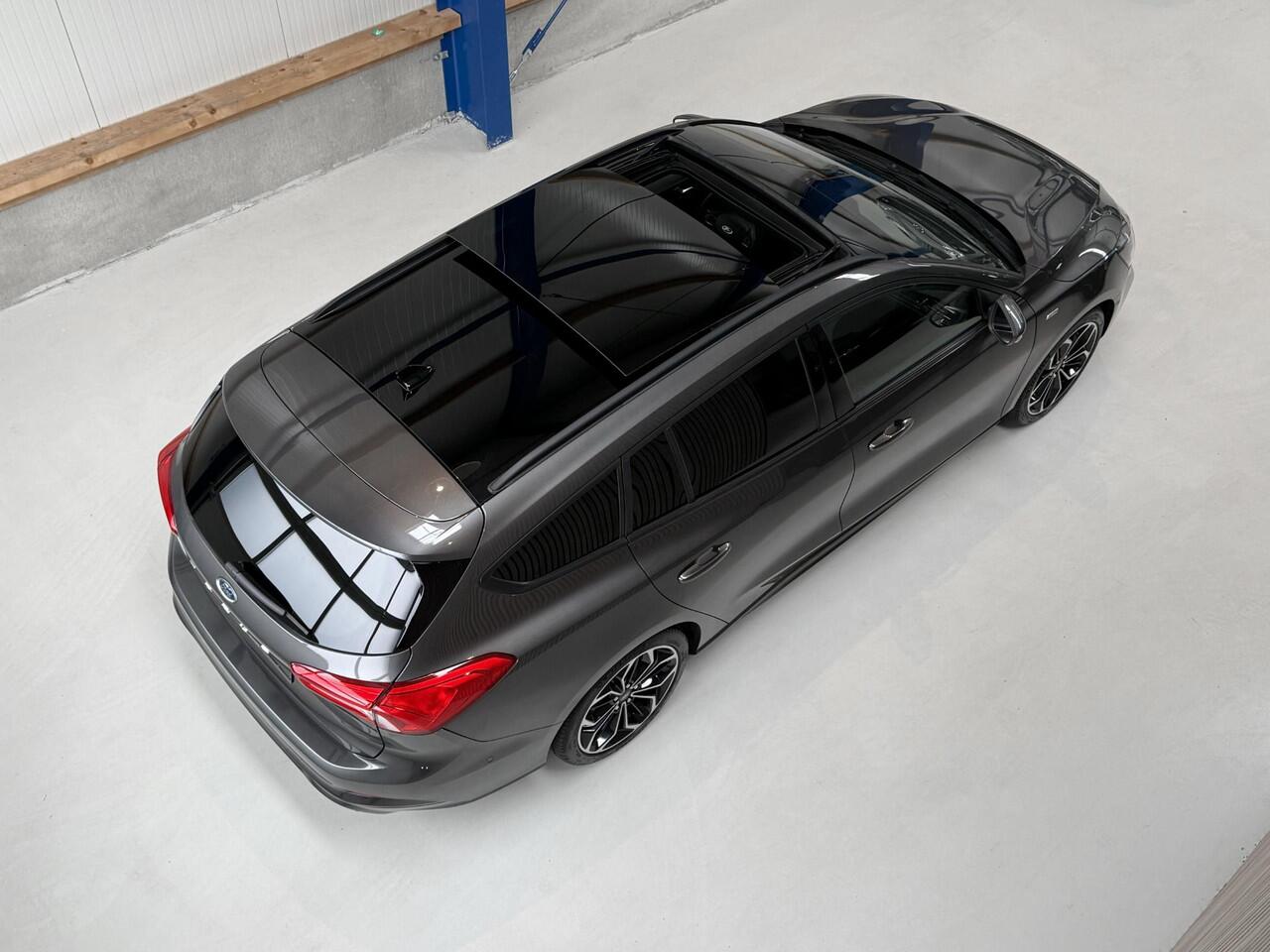 Ford FOCUS Wagon 1.0 EcoBoost ST Line Business - NL AUTO - PANORAMADAK - BANG & OLUFSEN - ADAPTIEVE CRUISE CONTROL - STUUR + STOEL VERWARMING - LED - DODEHOEK