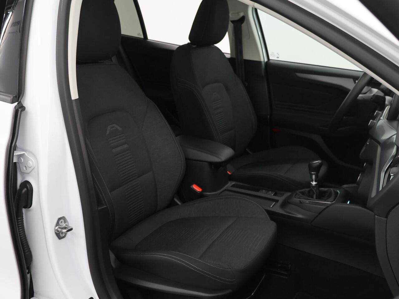 Ford FOCUS Wagon 1.0 EcoBoost Active Business | Navigatie | Full Led Koplampen | B&O | Keyless Go | Climate Control | Cruise Control |