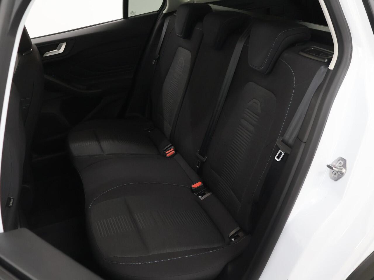 Ford FOCUS Wagon 1.0 EcoBoost Active Business | Navigatie | Full Led Koplampen | B&O | Keyless Go | Climate Control | Cruise Control |