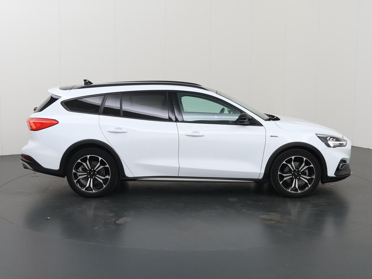 Ford FOCUS Wagon 1.0 EcoBoost Active Business | Navigatie | Full Led Koplampen | B&O | Keyless Go | Climate Control | Cruise Control |
