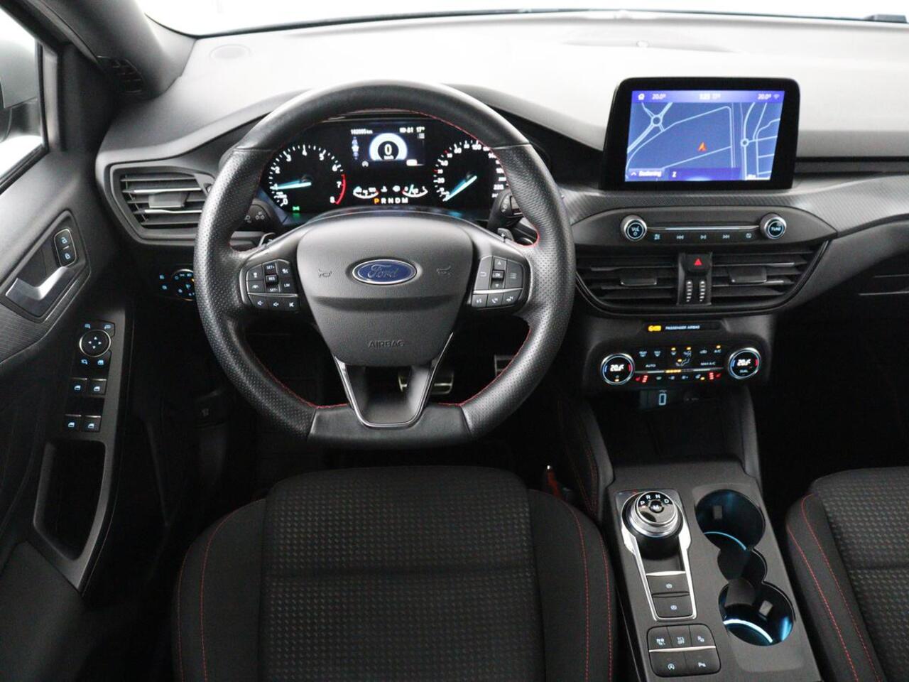 Ford FOCUS 1.5 EcoBoost ST Line | Stoelverwarming | Adaptive cruise | Camera | B&O Sound | Caplay | Keyless | Full LED | Park Assist | Climate control | Dodehoek detectie | Stuurverwarming